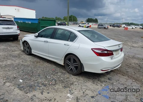 2017 Honda Accord Sport z USA, uszkodzony, nr VIN 1HGCR2F54HA301749